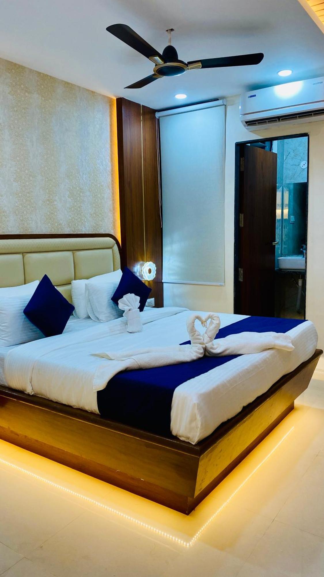 Hotel Aranyasutra Inaya, Indore Extérieur photo